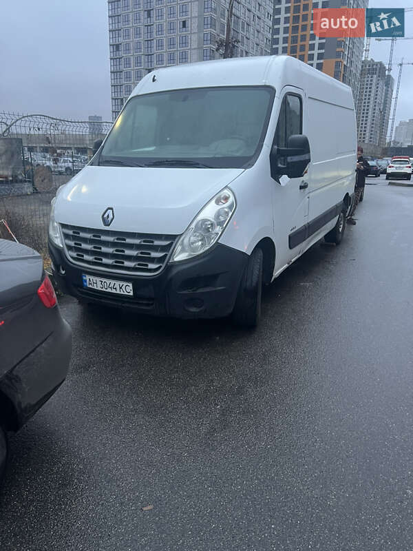 Вантажний фургон Renault Master 2014 в Києві