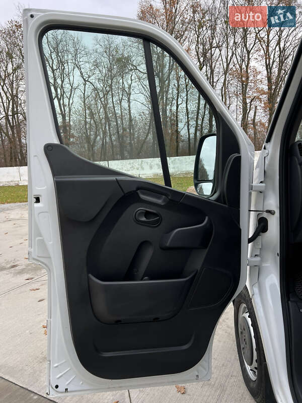 Грузовой фургон Renault Master 2022 в Луцке фото 16 Грузовой фургон Renault Master 2022 в Луцке