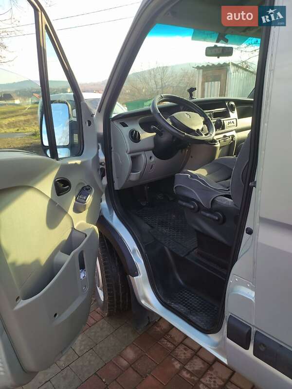 Мінівен Renault Master 2007 в Старому Самборі