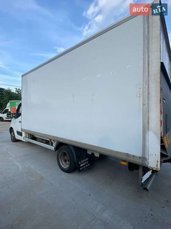 Грузовой фургон Renault Master 2012 в Борисполе