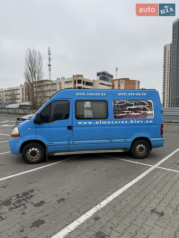 Грузопассажирский фургон Renault Master 2007 в Киеве