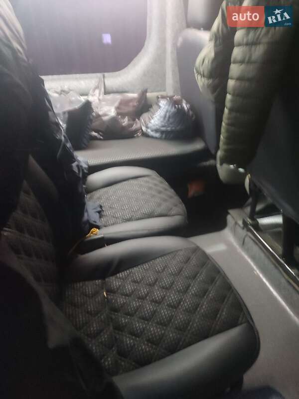 Минивэн Renault Master 2004 в Ивано-Франковске