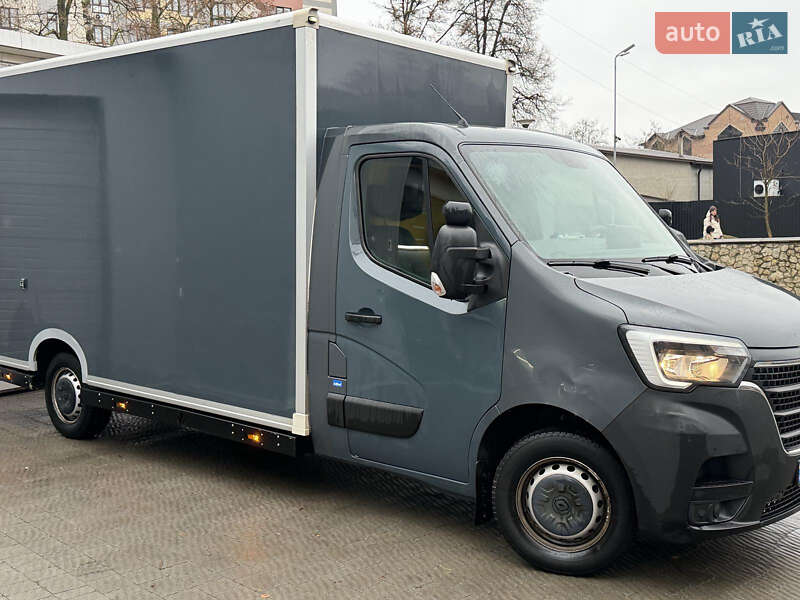 Грузовой фургон Renault Master 2022 в Тернополе