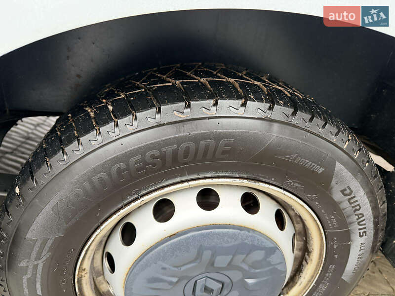 Грузовой фургон Renault Master 2022 в Тернополе