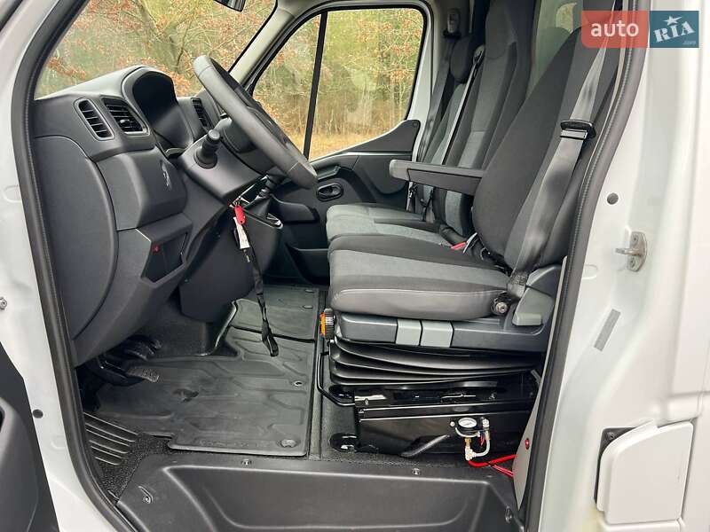 Вантажний фургон Renault Master 2022 в Києві фото 75 Вантажний фургон Renault Master 2022 в Києві