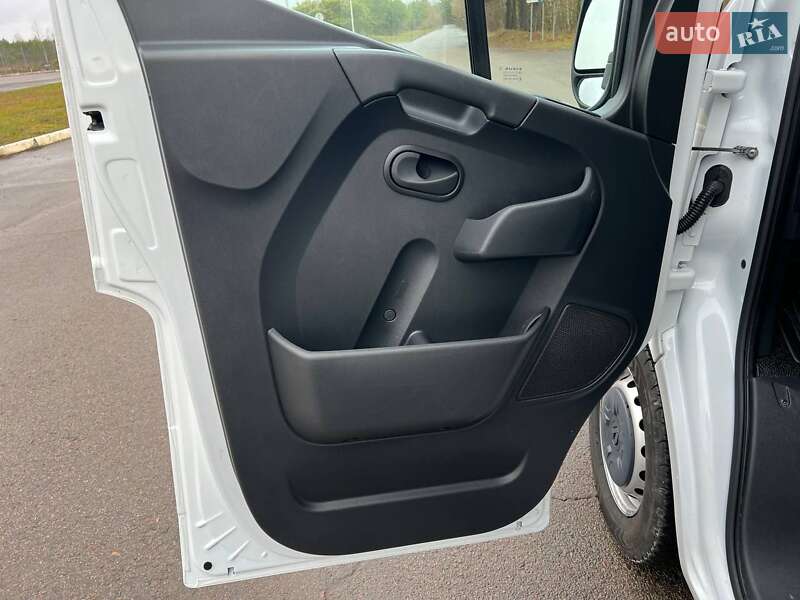 Вантажний фургон Renault Master 2022 в Києві фото 80 Вантажний фургон Renault Master 2022 в Києві