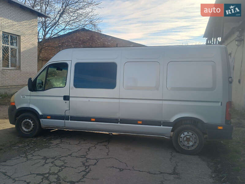 Мінівен Renault Master 2005 в Умані