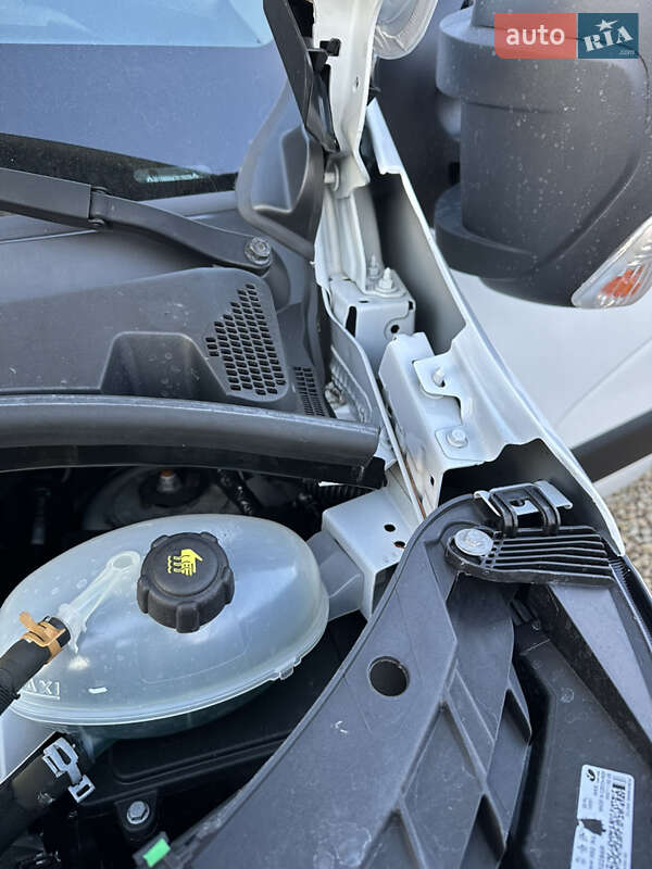 Грузовой фургон Renault Master 2023 в Львове