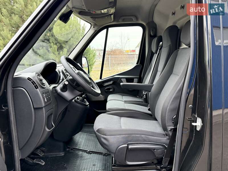 Вантажний фургон Renault Master 2018 в Ковелі
