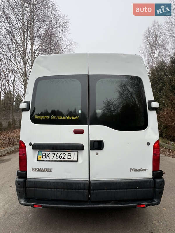 Вантажний фургон Renault Master 2002 в Рівному