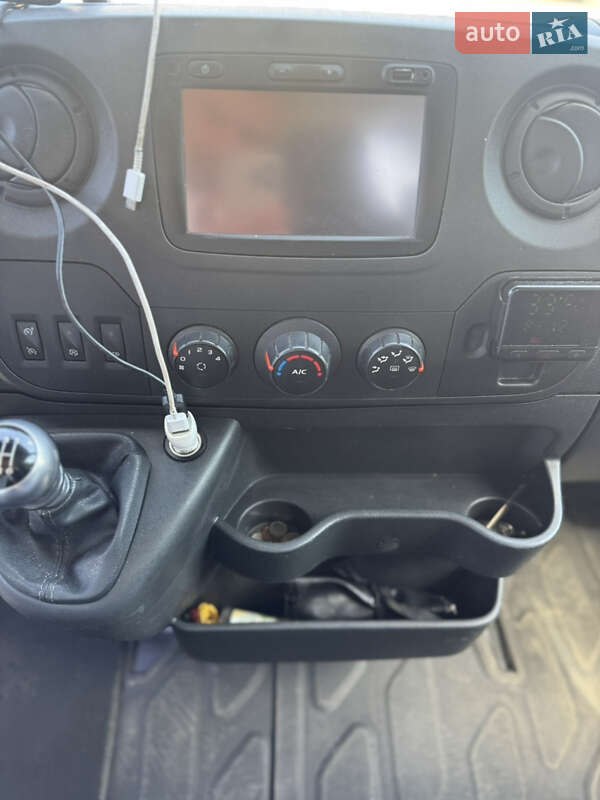 Автовоз Renault Master 2019 в Львові