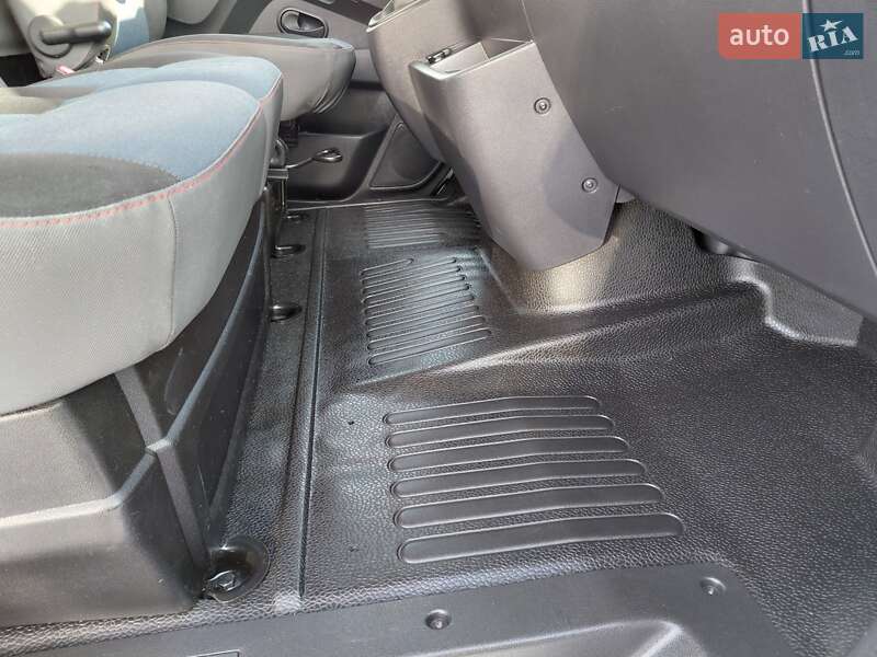 Грузовой фургон Renault Master 2022 в Ивано-Франковске