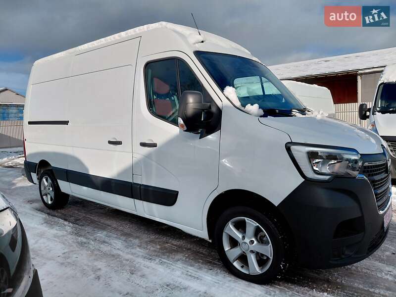 Грузовой фургон Renault Master 2022 в Ивано-Франковске