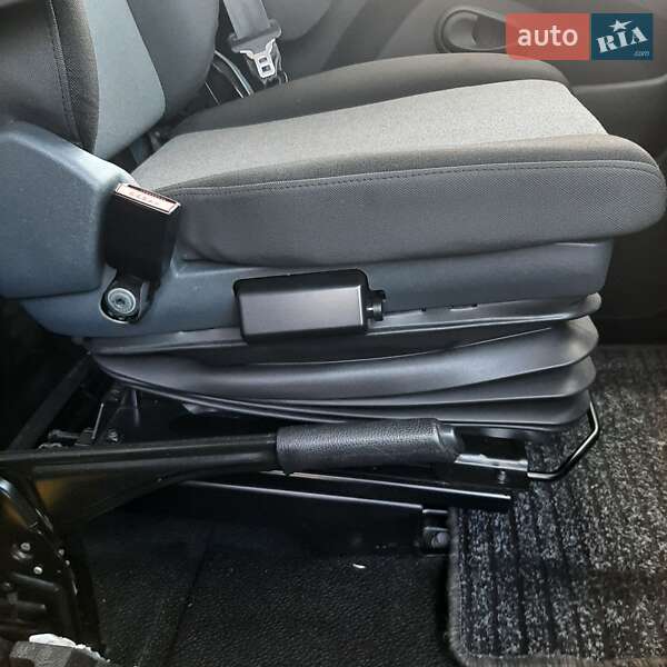 Вантажний фургон Renault Master 2022 в Полтаві