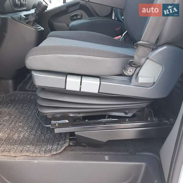 Вантажний фургон Renault Master 2022 в Полтаві