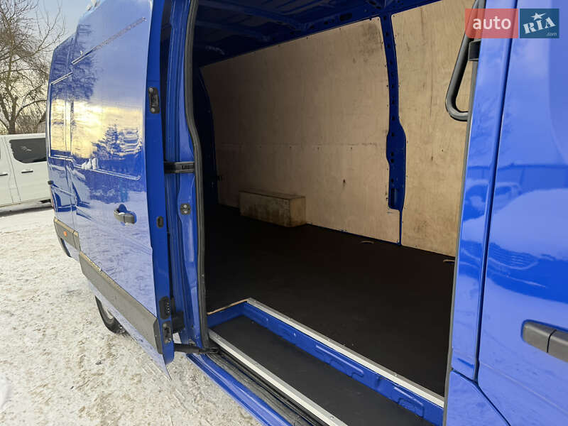 Грузовой фургон Renault Master 2022 в Дубно