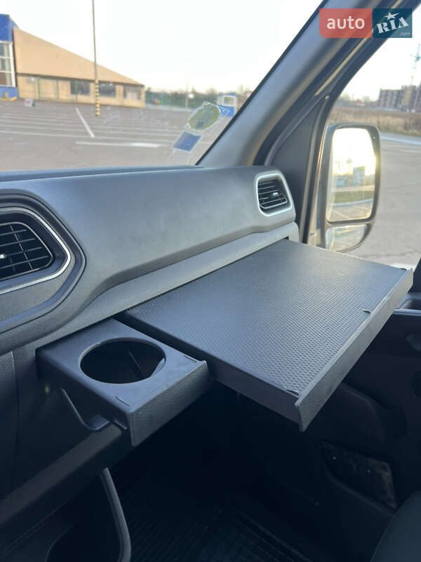 Грузовой фургон Renault Master 2019 в Луцке