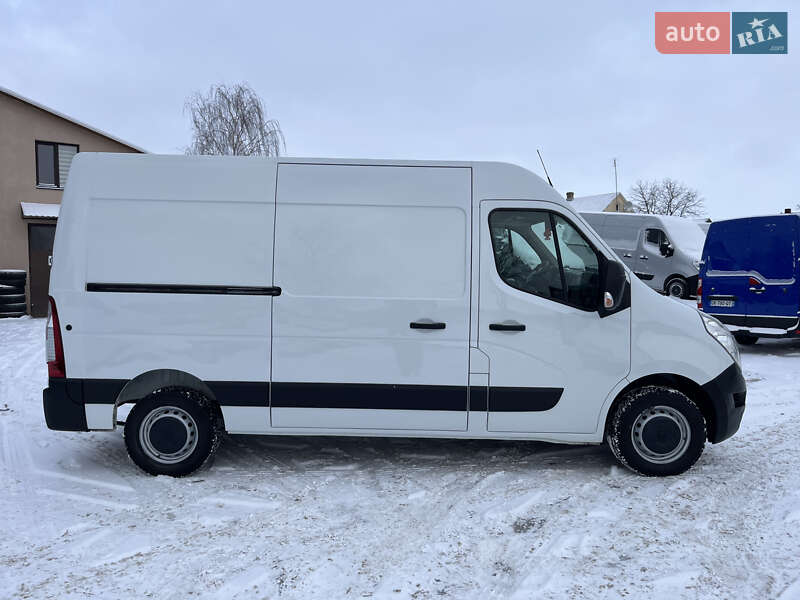 Грузовой фургон Renault Master 2016 в Дубно