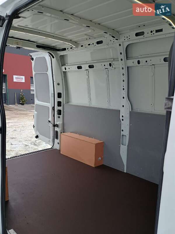 Грузовой фургон Renault Master 2017 в Дубно фото 16 Грузовой фургон Renault Master 2017 в Дубно