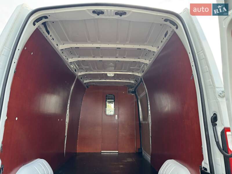 Грузовой фургон Renault Master 2017 в Дубно