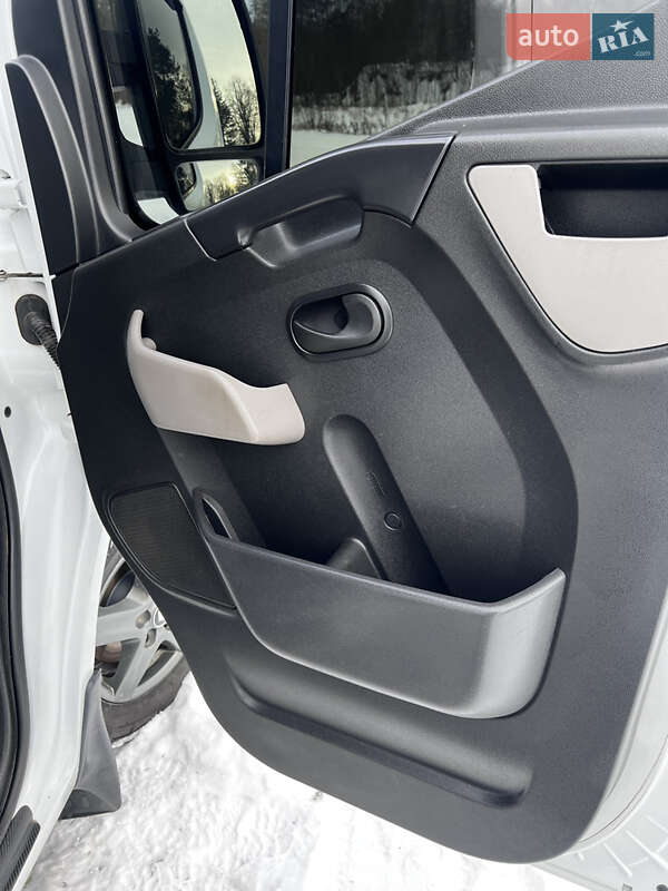 Мікроавтобус вантажний (до 3,5т) Renault Master 2016 в Вінниці фото 25 Мікроавтобус вантажний (до 3,5т) Renault Master 2016 в Вінниці