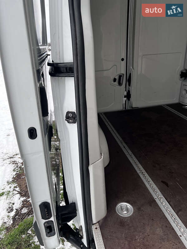 Мікроавтобус вантажний (до 3,5т) Renault Master 2016 в Вінниці фото 43 Мікроавтобус вантажний (до 3,5т) Renault Master 2016 в Вінниці