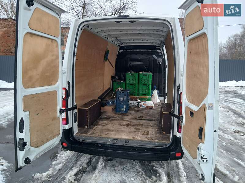 Грузовой фургон Renault Master 2016 в Полтаве