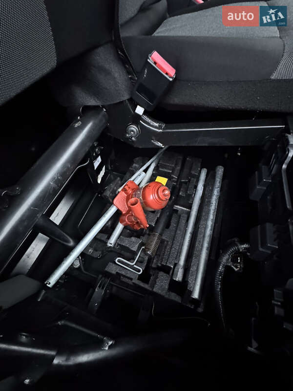 Вантажний фургон Renault Master 2019 в Києві фото 24 Вантажний фургон Renault Master 2019 в Києві