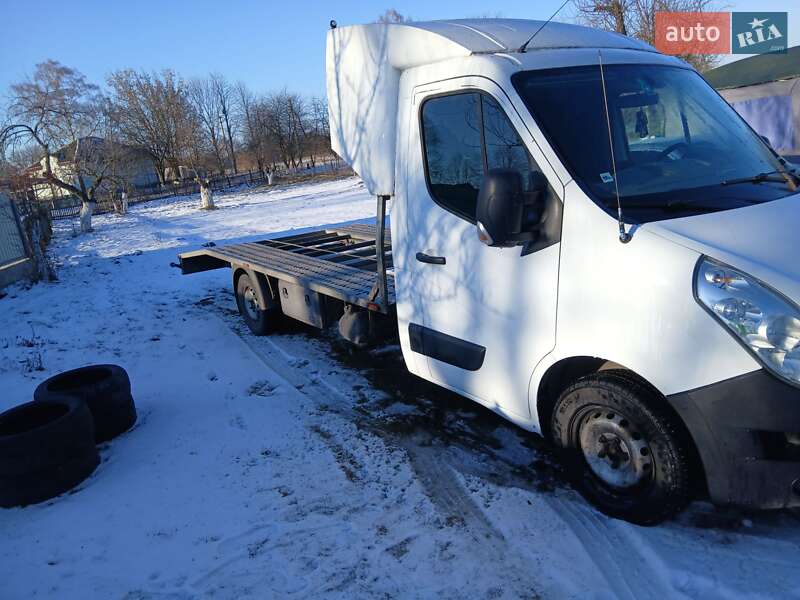 Автовоз Renault Master 2014 в Ківерцях