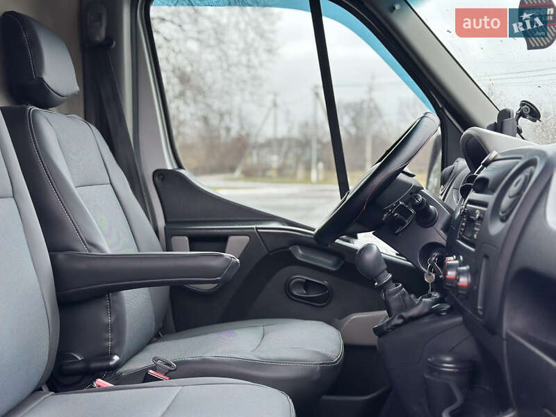 Грузовой фургон Renault Master 2017 в Первомайске