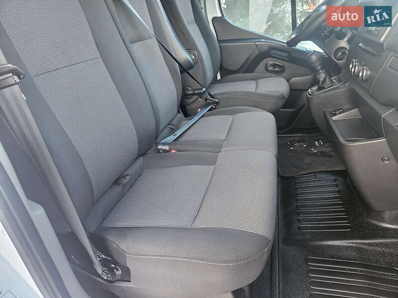 Грузовой фургон Renault Master 2022 в Бердичеве