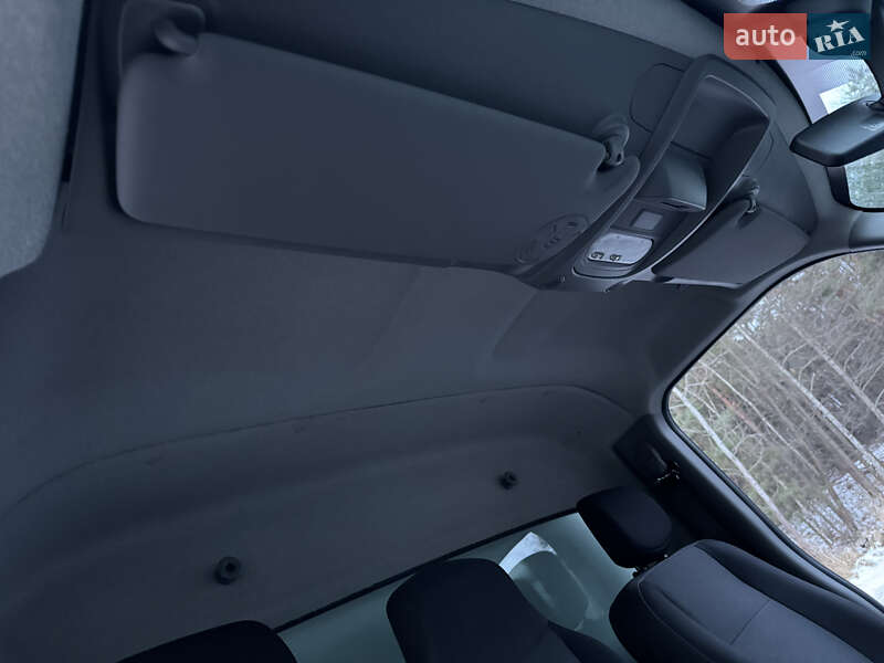 Вантажний фургон Renault Master 2022 в Ковелі