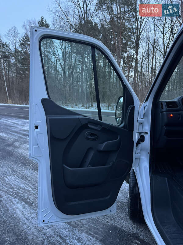 Вантажний фургон Renault Master 2022 в Ковелі