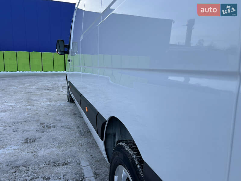 Микроавтобус грузовой (до 3,5т) Renault Master 2021 в Дубно