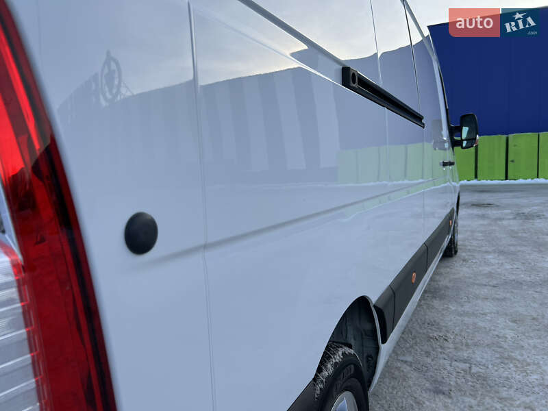 Микроавтобус грузовой (до 3,5т) Renault Master 2021 в Дубно