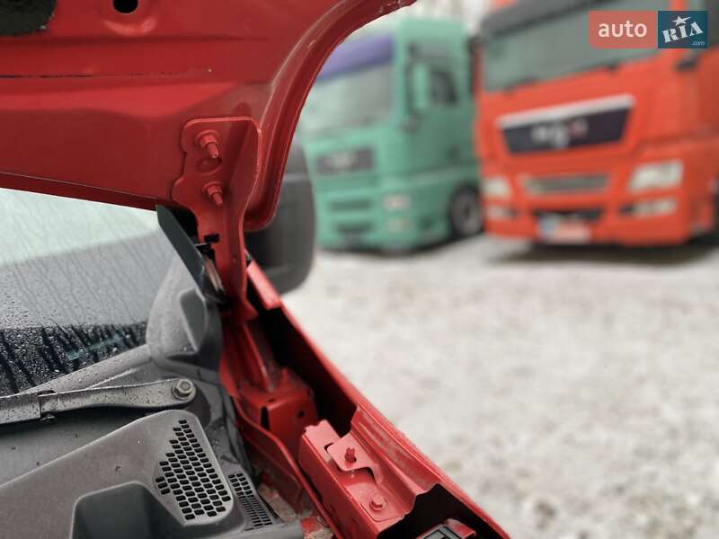 Грузовой фургон Renault Master 2024 в Хусте