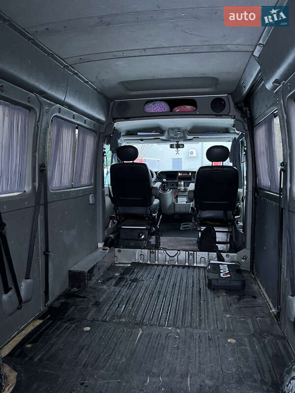 Грузовой фургон Renault Master 2008 в Дубно