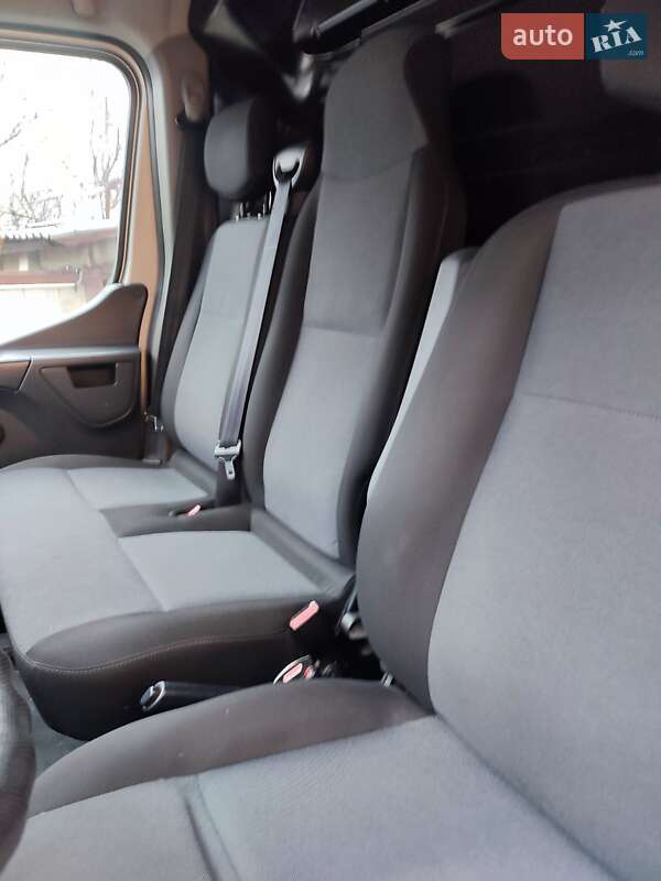 Мікроавтобус вантажний (до 3,5т) Renault Master 2019 в Харкові