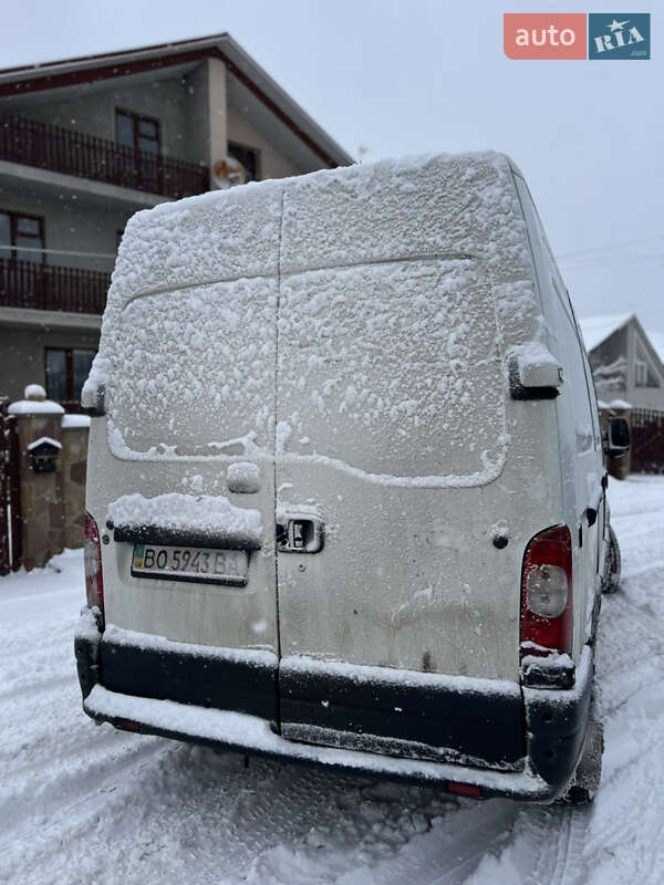 Вантажний фургон Renault Master 2005 в Тернополі