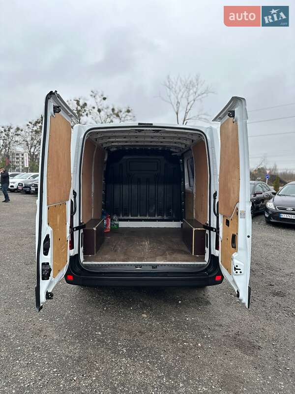 Вантажний фургон Renault Master 2018 в Білогородці