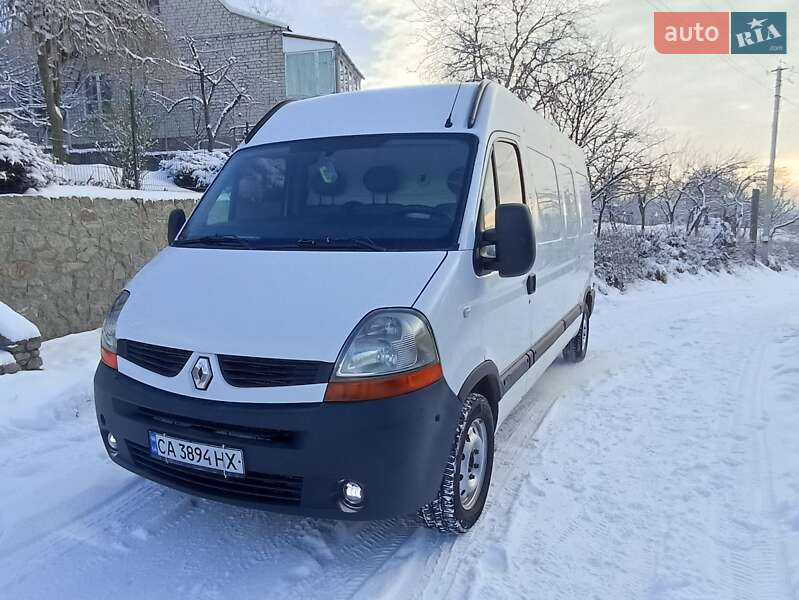 Грузовой фургон Renault Master 2010 в Умани