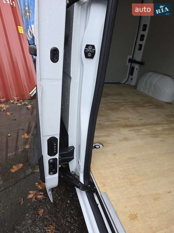 Вантажний фургон Renault Master 2021 в Одесі фото 37 Вантажний фургон Renault Master 2021 в Одесі