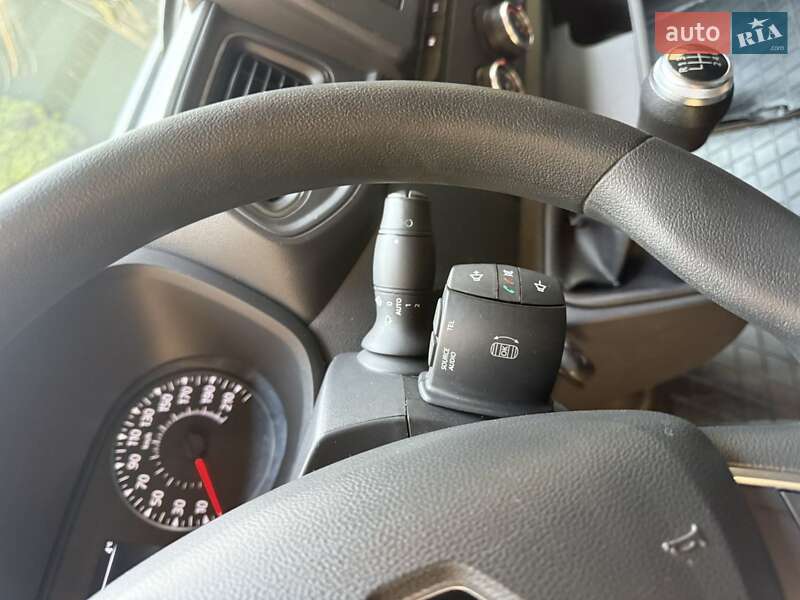 Мікроавтобус вантажний (до 3,5т) Renault Master 2022 в Києві фото 37 Мікроавтобус вантажний (до 3,5т) Renault Master 2022 в Києві