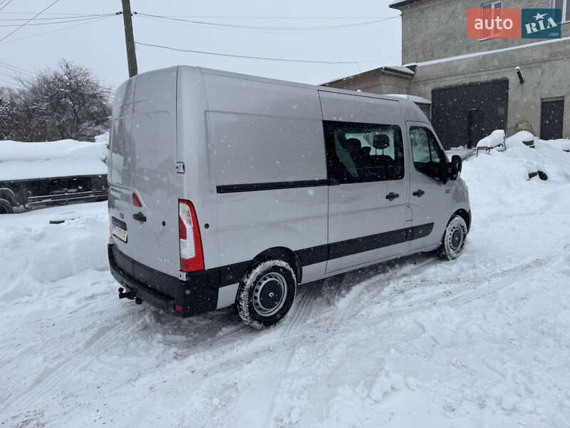 Грузопассажирский фургон Renault Master 2019 в Дубно