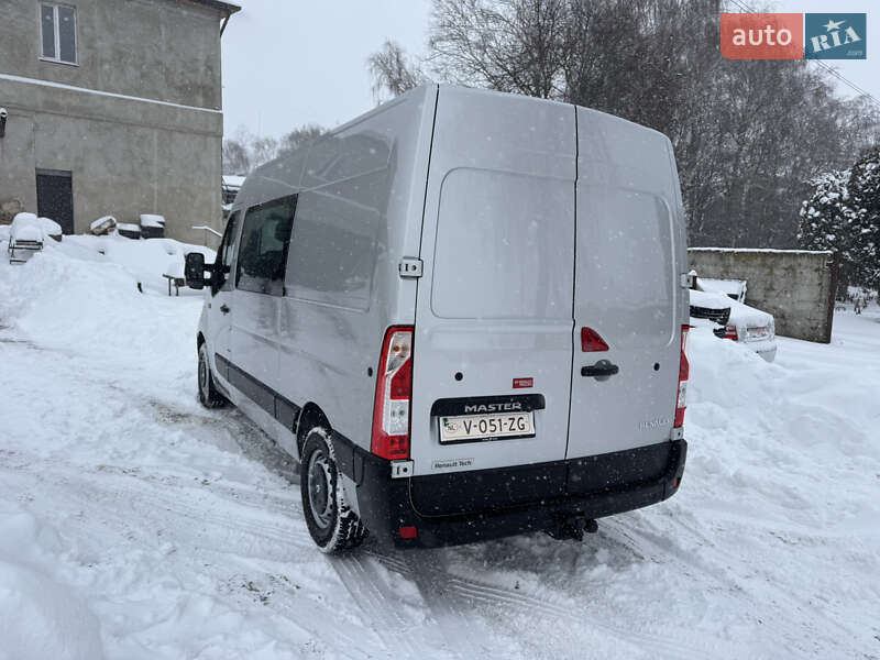 Грузопассажирский фургон Renault Master 2019 в Дубно