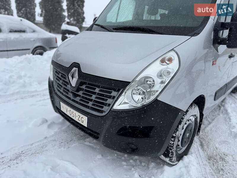 Грузопассажирский фургон Renault Master 2019 в Дубно