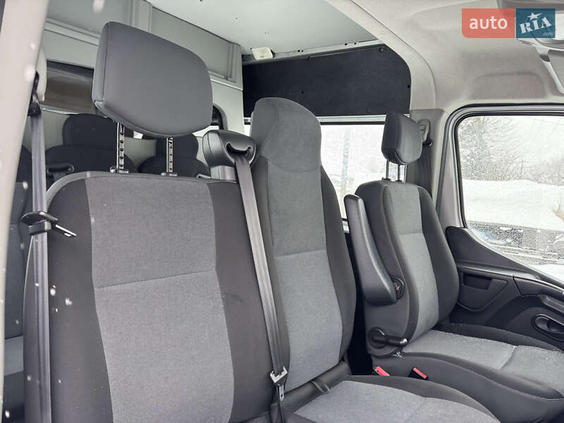 Грузопассажирский фургон Renault Master 2019 в Дубно