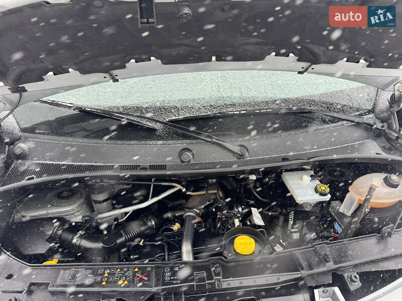 Грузопассажирский фургон Renault Master 2019 в Дубно