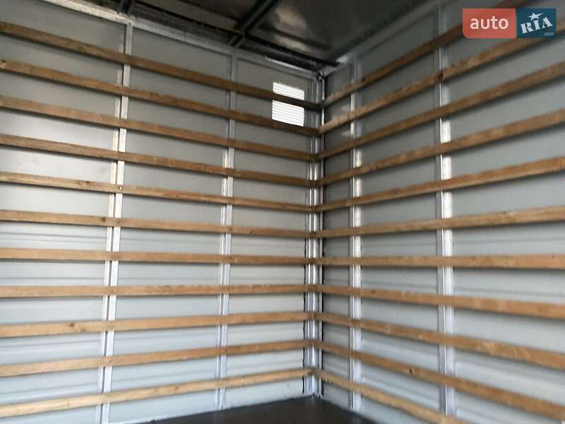 Грузовой фургон Renault Master 2018 в Хусте