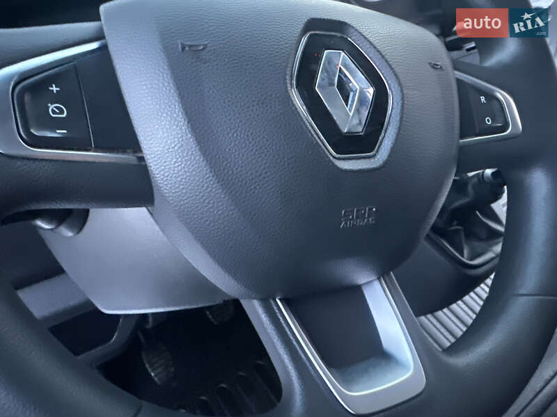 Грузовой фургон Renault Master 2022 в Ровно